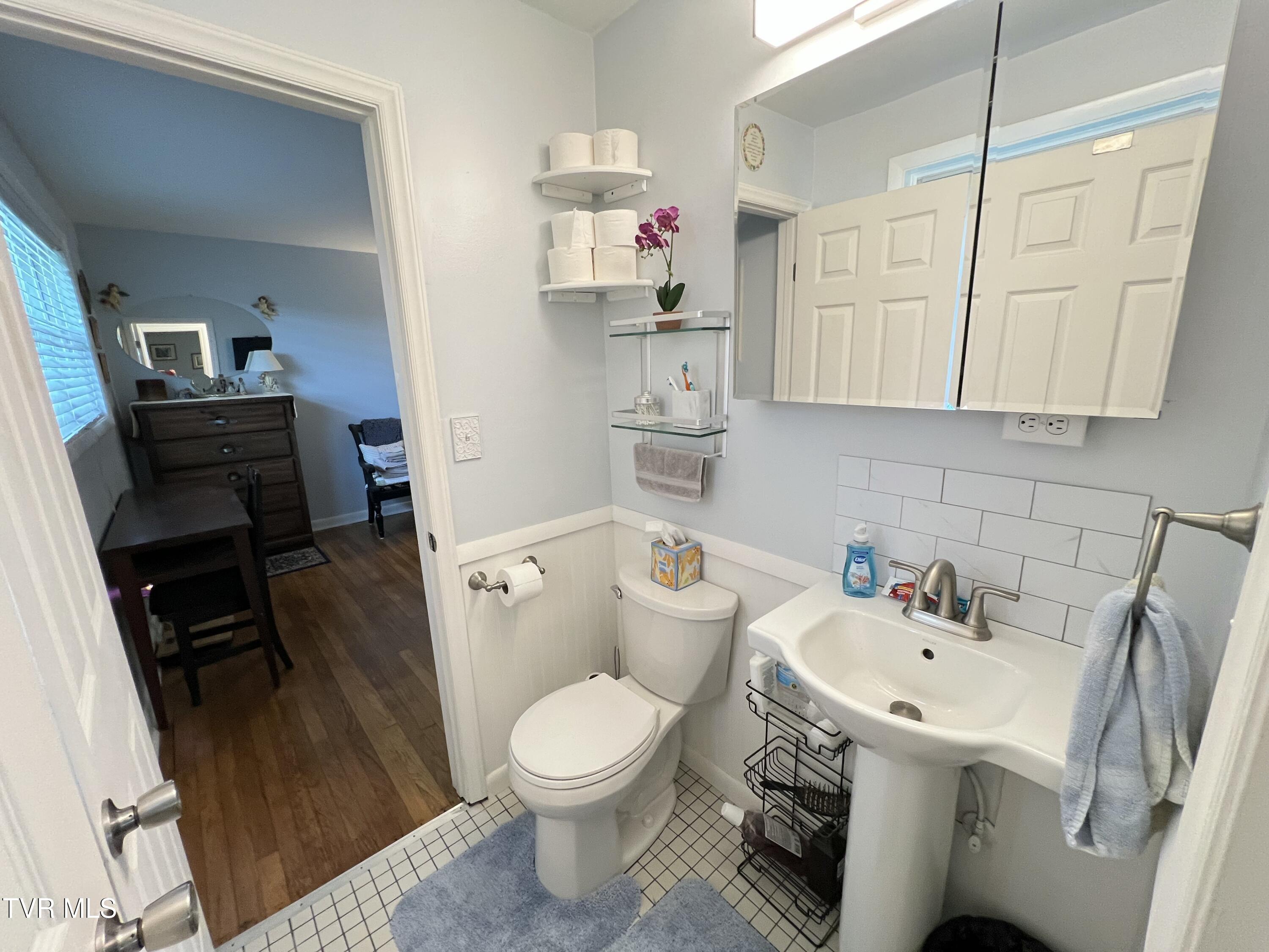 457 Devault Street, Church Hill, Tennessee image 22