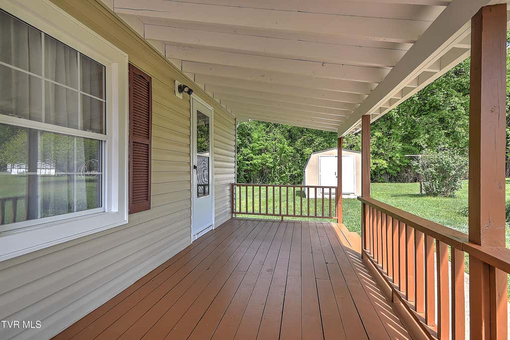 Photo of 19614 Greenbriar Drive, Bristol, VA 24202 (MLS # 9994758)