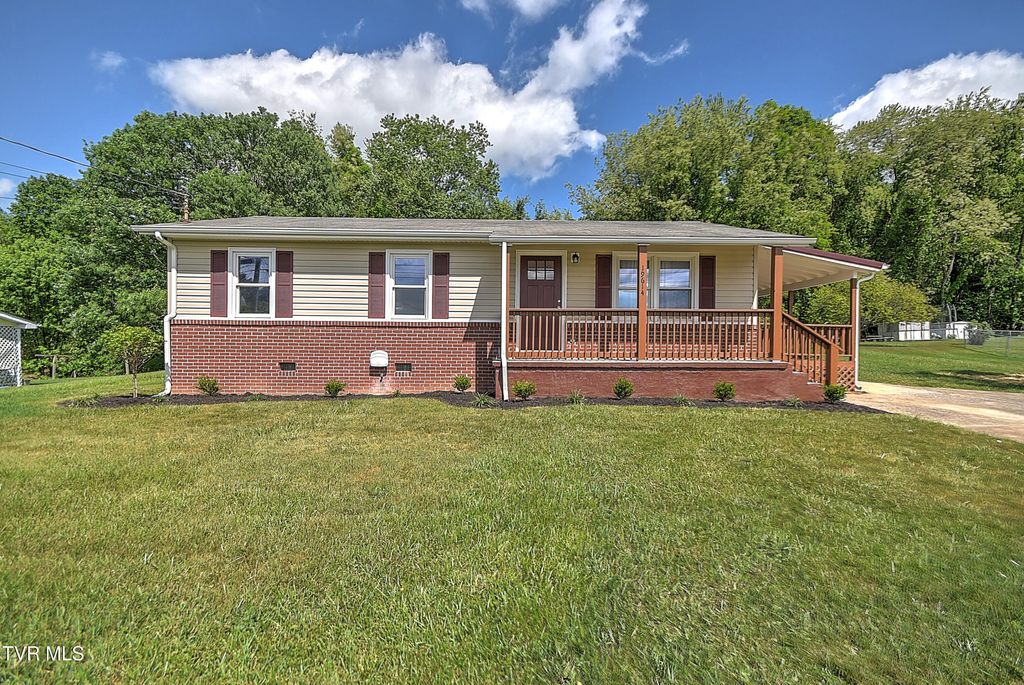 Photo of 19614 Greenbriar Drive, Bristol, VA 24202 (MLS # 9994758)