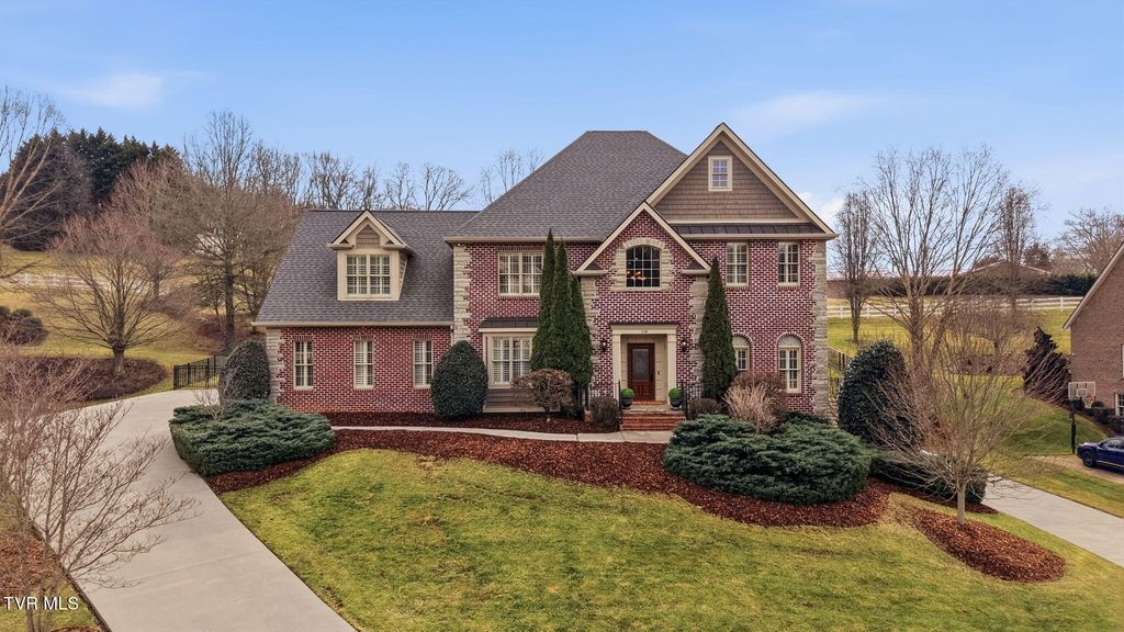 Photo of 114 Highland Gate Drive, Johnson City, TN 37615 (MLS # 9991364)