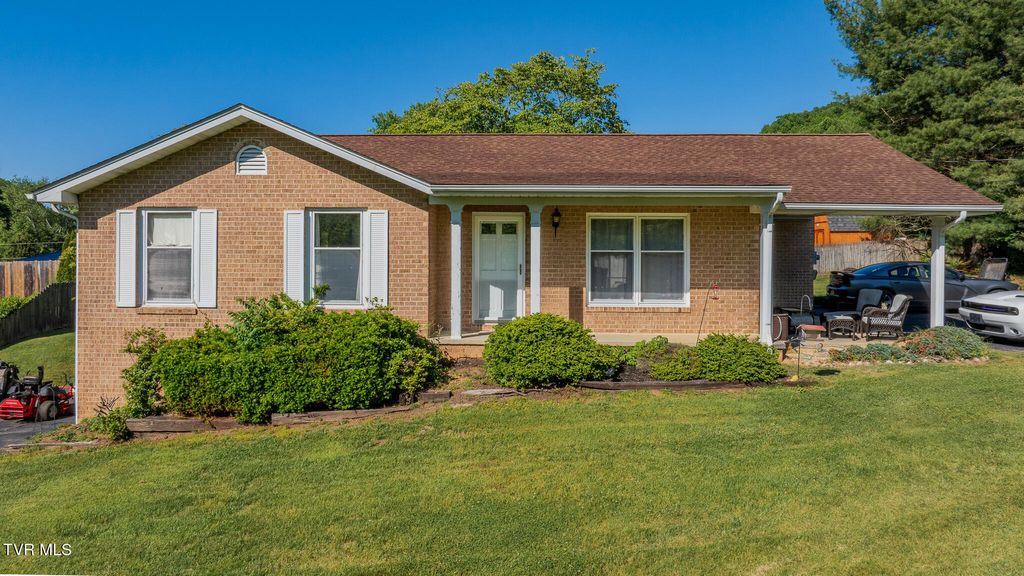 Photo of 3222 Marbleton Road, Unicoi, TN 37692 (MLS # 9995307)