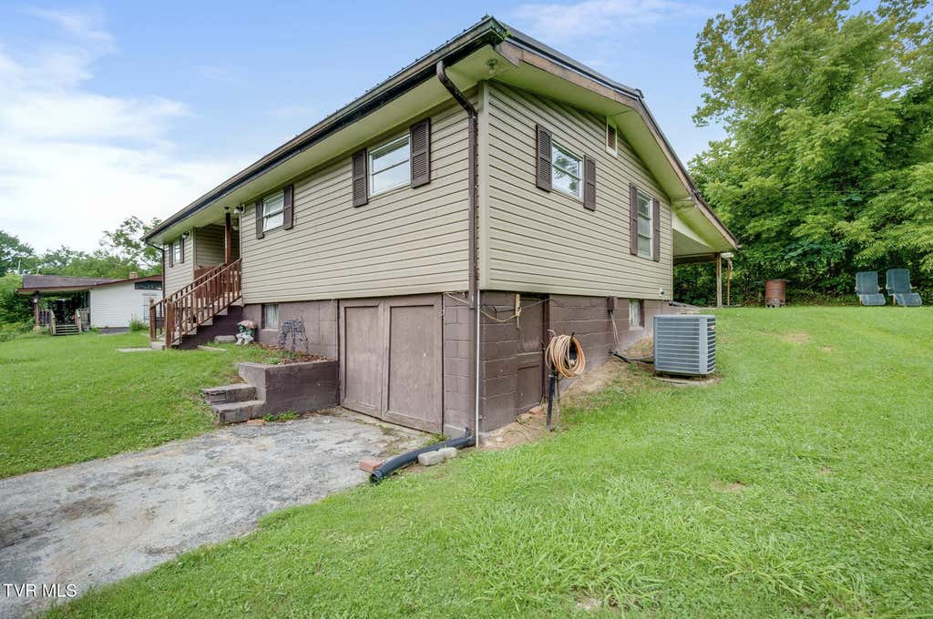 Photo of 1466 Vance Tank Road, Bristol, TN 37620 (MLS # 9998706)