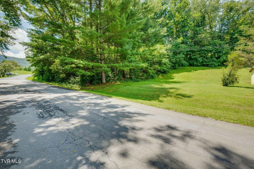 Photo of Tbd Laredo Street, Tazewell, VA 24651 (MLS # 9983267)