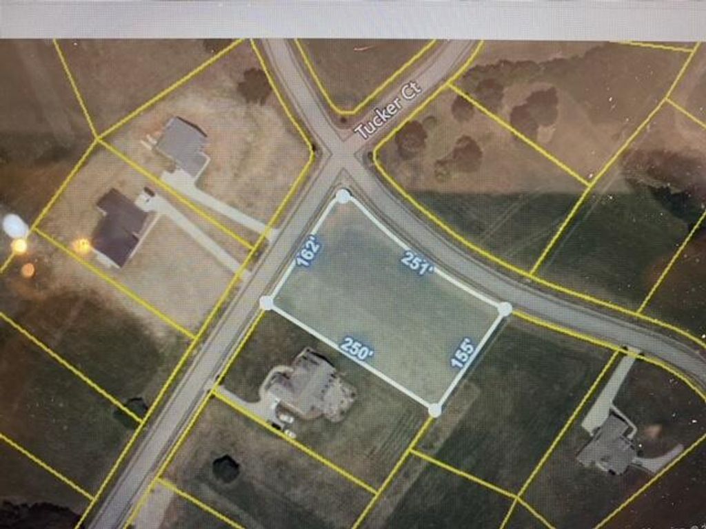 Photo of 73 Links View Drive, Greeneville, TN 37743 (MLS # 9949054)
