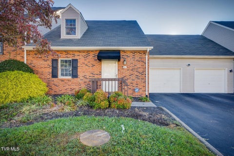 Condo For Sale - 2700 Indian Ridge Road #APT 6<br/> Johnson City, TN 37604