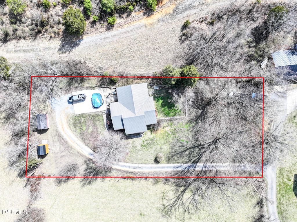 Photo of 119 Mccartt Loop, Chuckey, TN 37641 (MLS # 9992014)