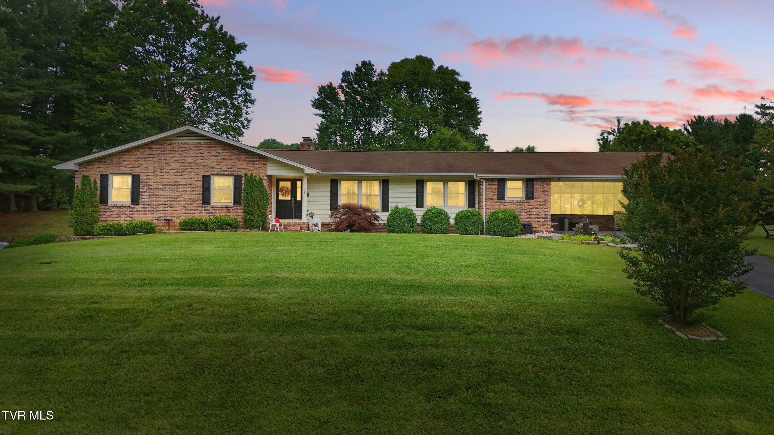 284 Samlola Road, Blountville, Tennessee image 1