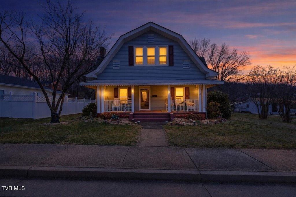 Photo of 752 Main Avenue, Erwin, TN 37650 (MLS # 9992042)