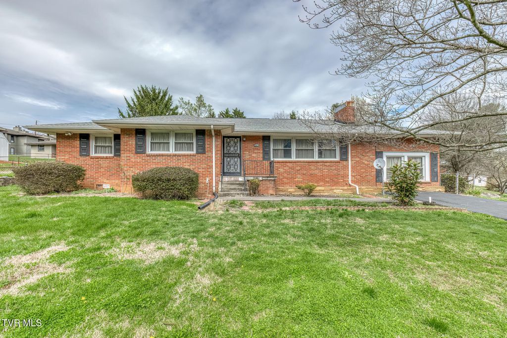 Photo of 428 Allen Drive, Kingsport, TN 37660 (MLS # 9992548)