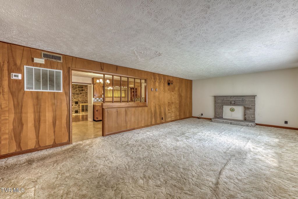 Photo of 428 Allen Drive, Kingsport, TN 37660 (MLS # 9992548)