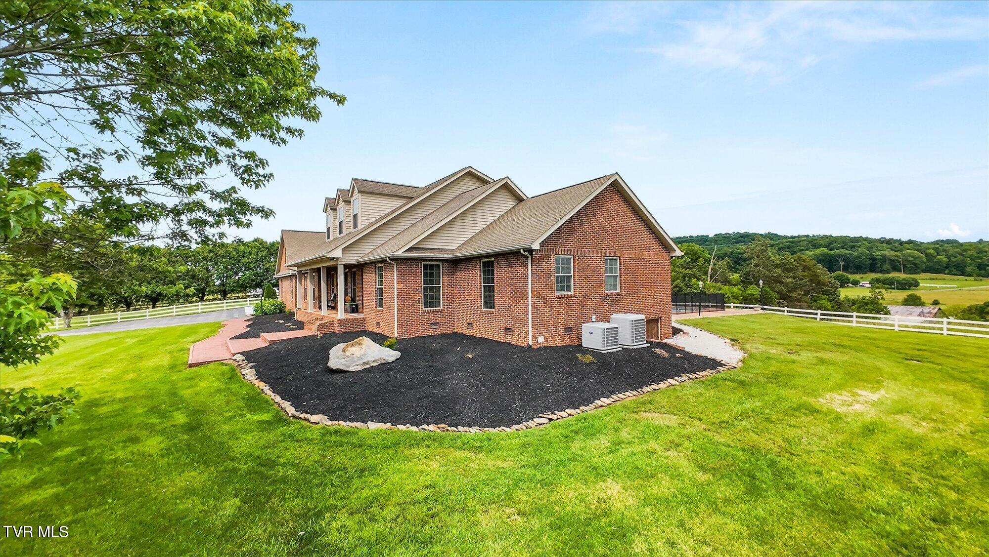 727 Dumplin Valley Road, Jefferson City, Tennessee image 2