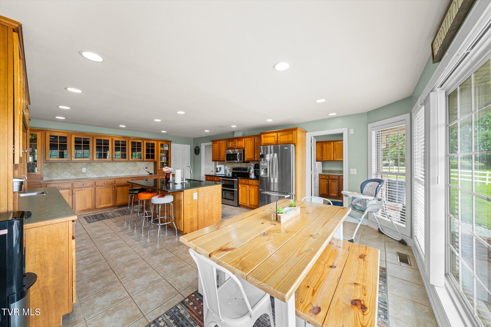 727 Dumplin Valley Road, Jefferson City, Tennessee image 15