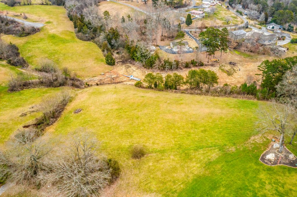 Photo of 110 Tumbleweed Trail, Rutledge, TN 37861 (MLS # 9992511)