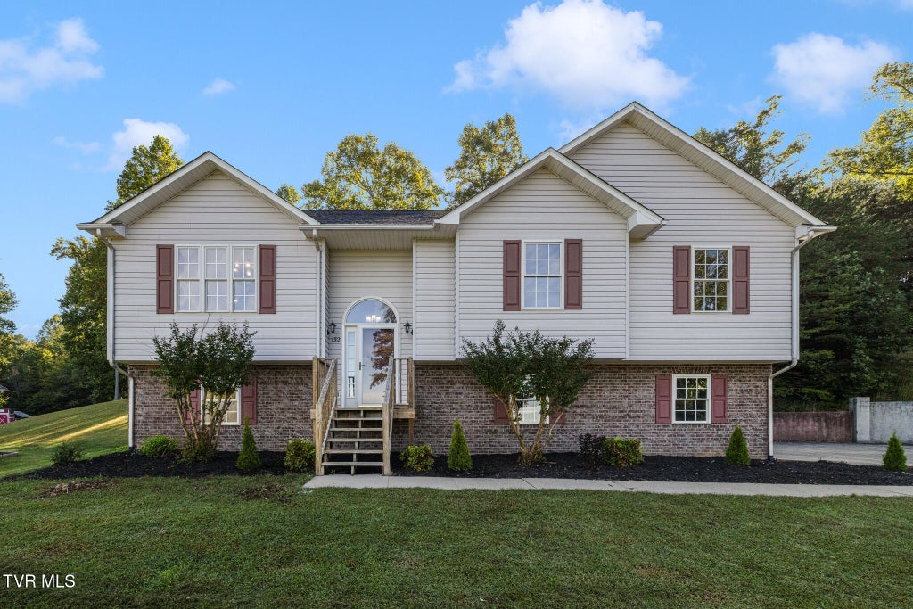 Photo of 132 Elizabeth Ann Circle, Bluff City, TN 37618 (MLS # 10001632)
