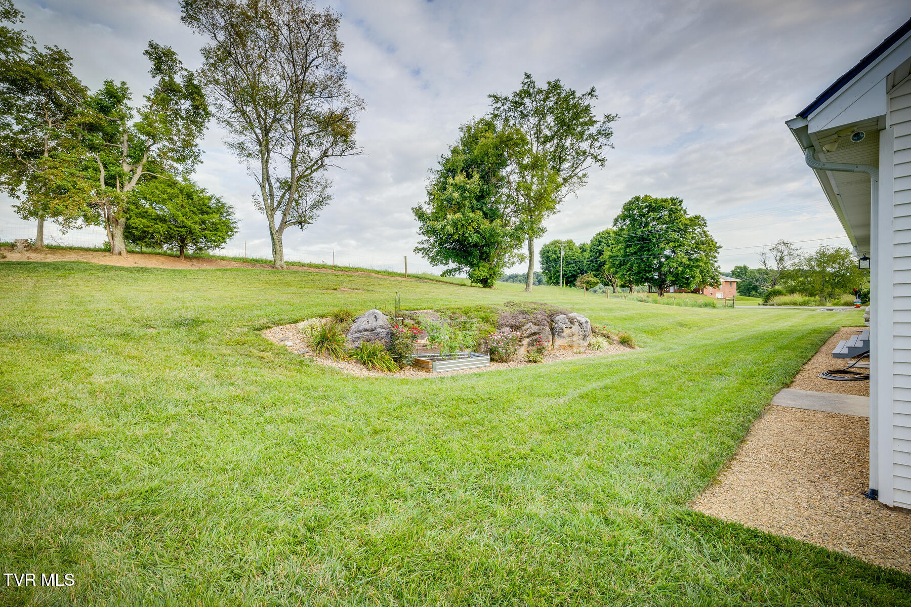 463 Pine Ridge Drive, Afton, Tennessee image 34