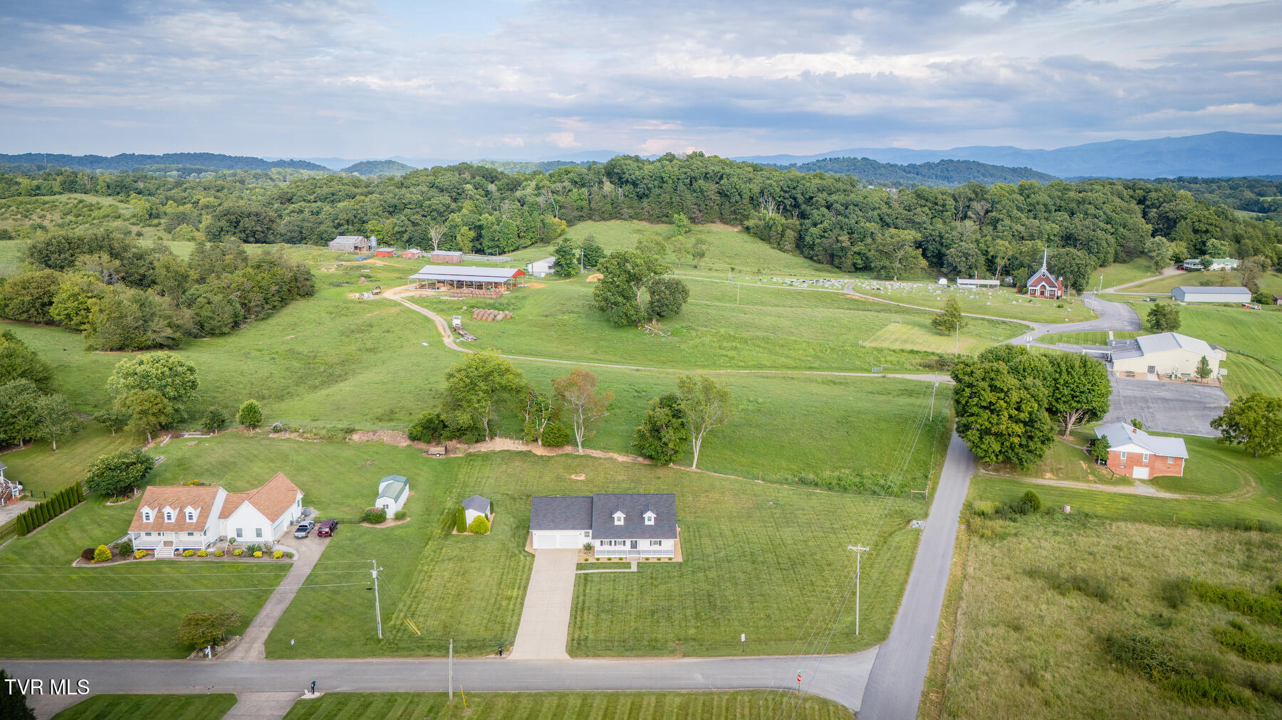 463 Pine Ridge Drive, Afton, Tennessee image 40