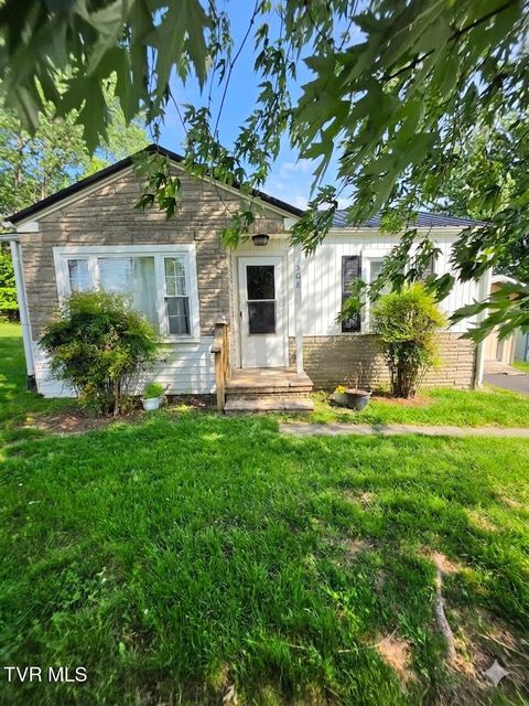 Photo of 508 Barton Ridge Road, Greeneville, TN 37745 (MLS # 9994136)