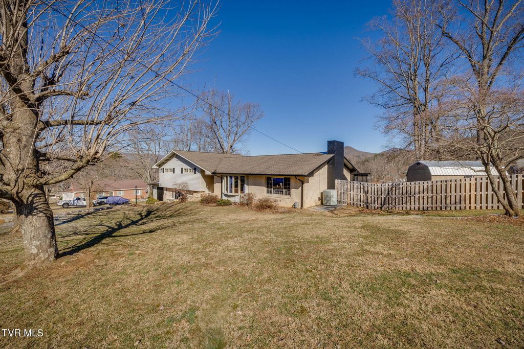 Photo of 204 Luttrell Street, Erwin, TN 37650 (MLS # 9990755)