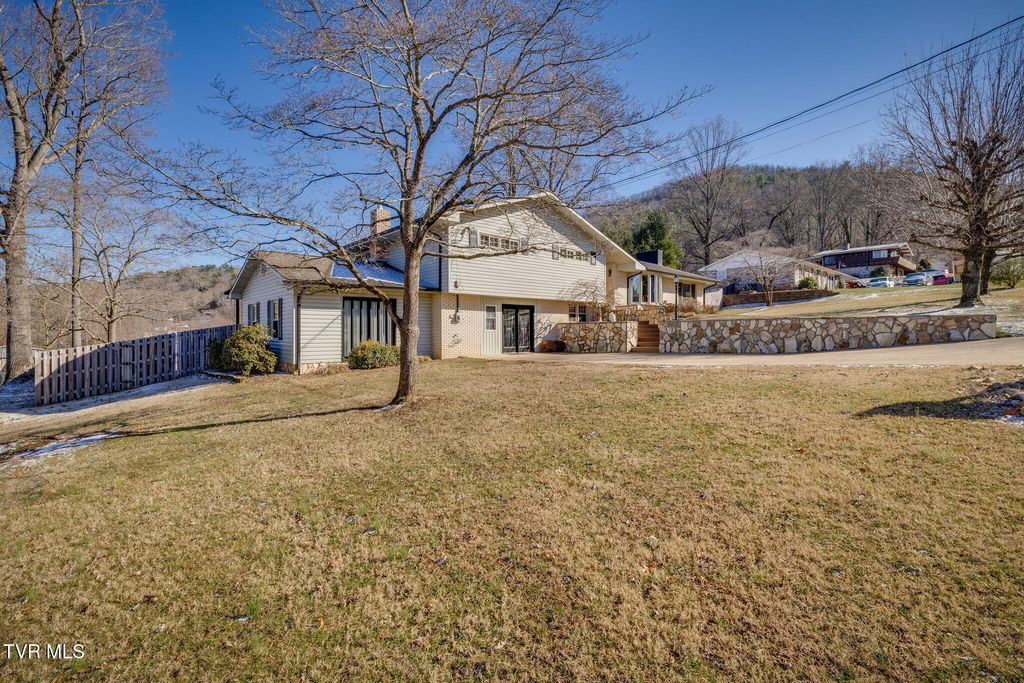 Photo of 204 Luttrell Street, Erwin, TN 37650 (MLS # 9990755)