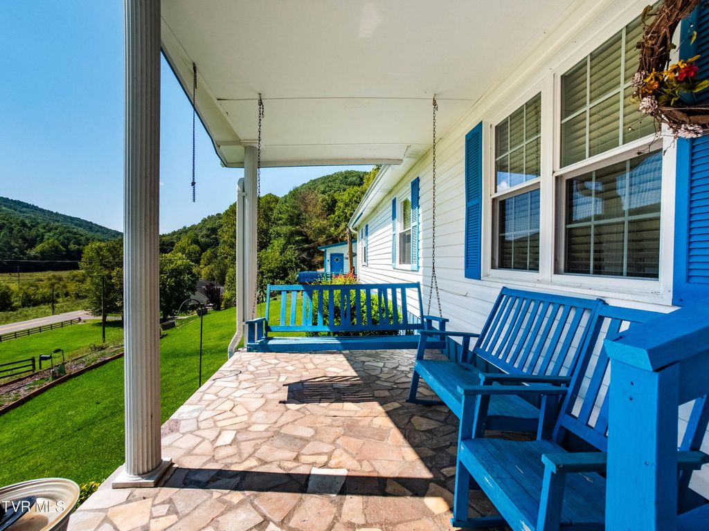 Photo of 115 Hammond Road, Rogersville, TN 37857 (MLS # 9986239)