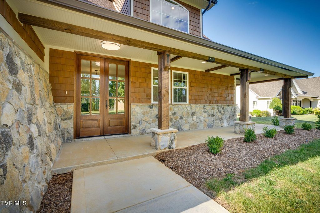 Photo of 107 Lexington Court, Greeneville, TN 37745 (MLS # 9976005)
