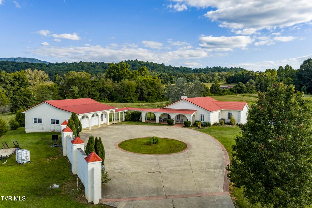 Photo of 8845 107 Cutoff, Greeneville, TN 37743 (MLS # 9985615)