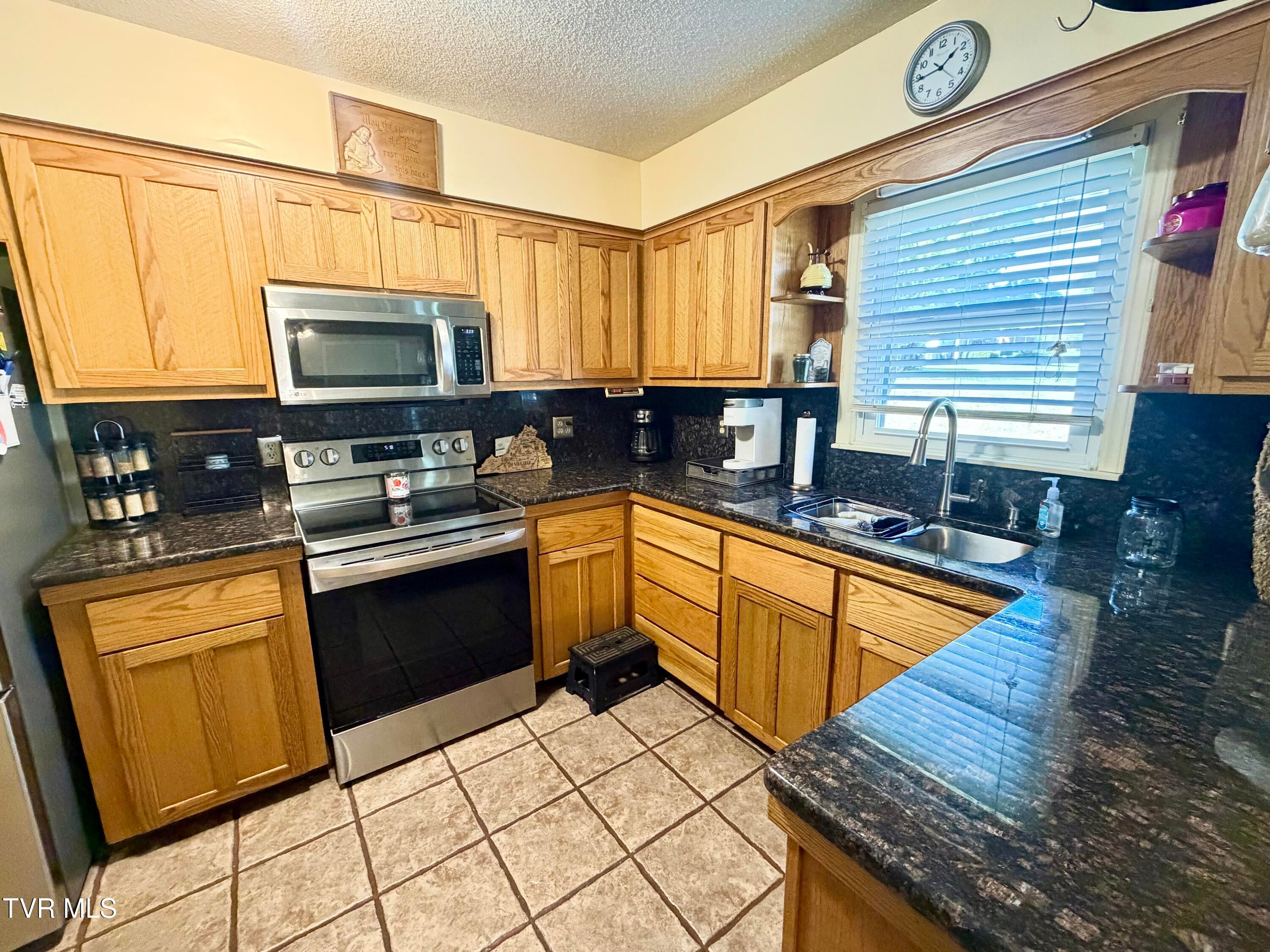 611 Railroad Drive