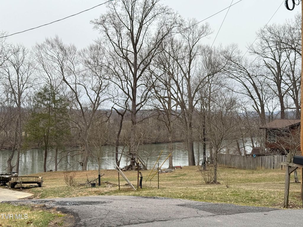 Photo of Tbd Kings Bay Drive, Kingsport, TN 37660 (MLS # 9981175)
