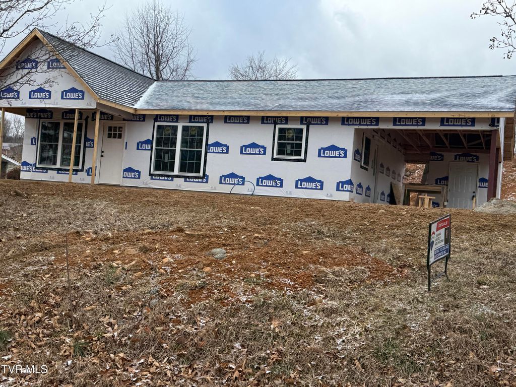 Photo of 1651 Siam Road, Elizabethton, TN 37643 (MLS # 9988795)