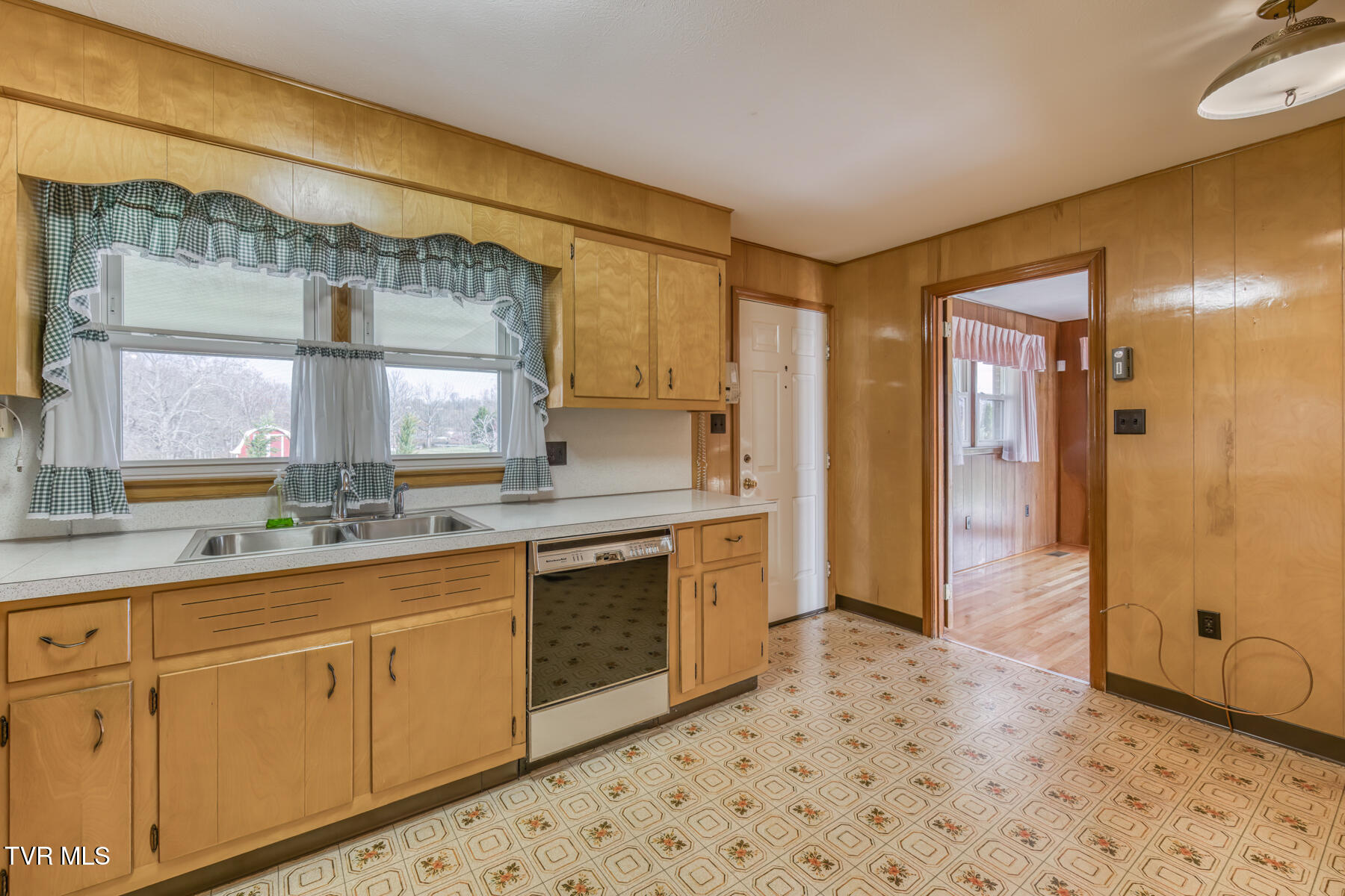 408 Jonesboro Road, Piney Flats, Tennessee image 10