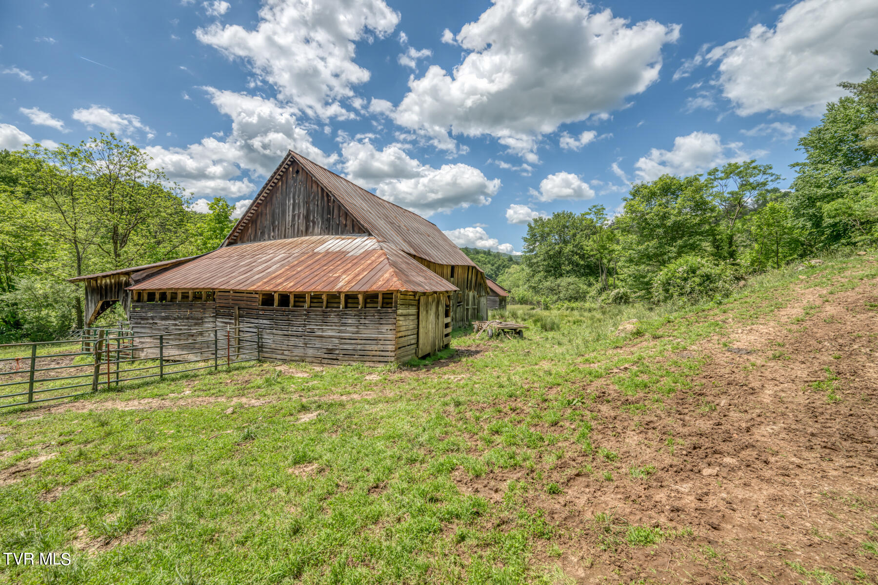 937 Big Dry Run Road, Mountain City, Tennessee image 42