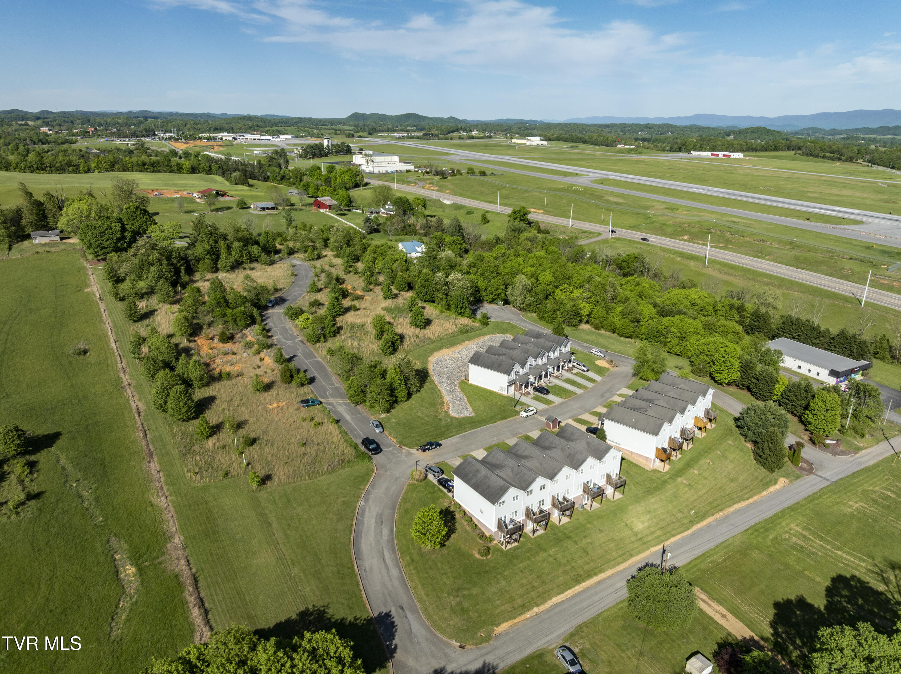 200 Deck Lane, Blountville, Tennessee image 11