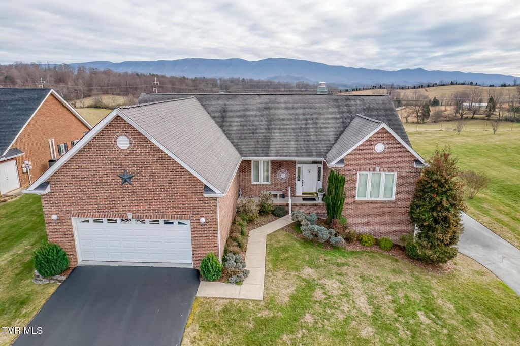 Photo of 229 Country Meadows Circle, Bristol, TN 37620 (MLS # 9989689)