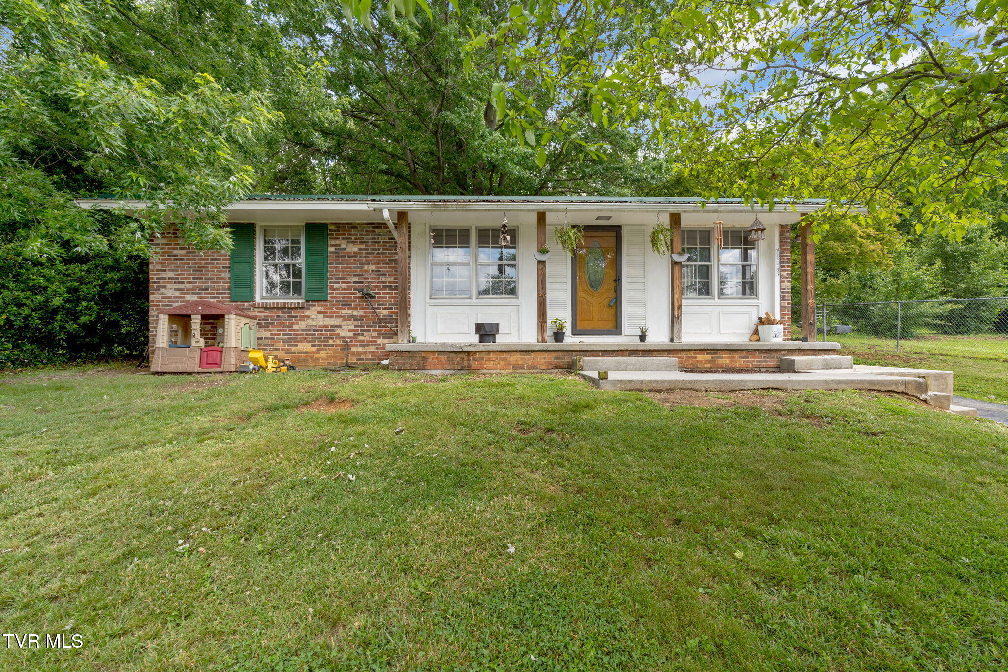 324 Reservoir Street, Bristol, Virginia image 1
