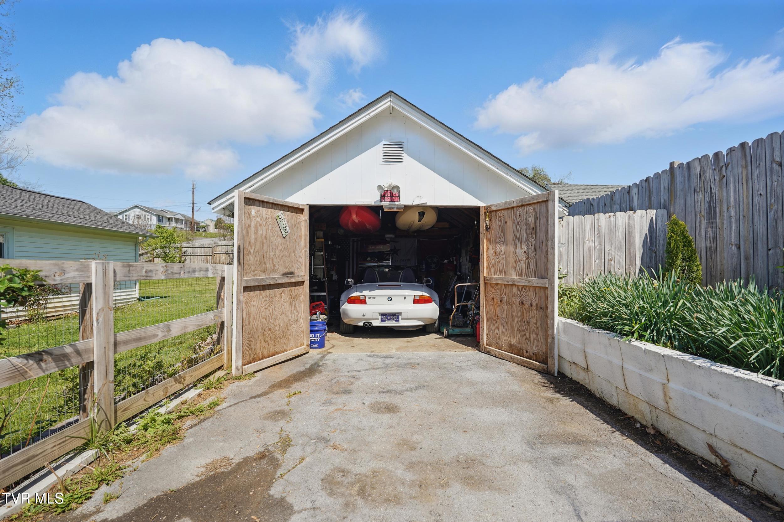200 Akard Street, Bristol, Tennessee image 25