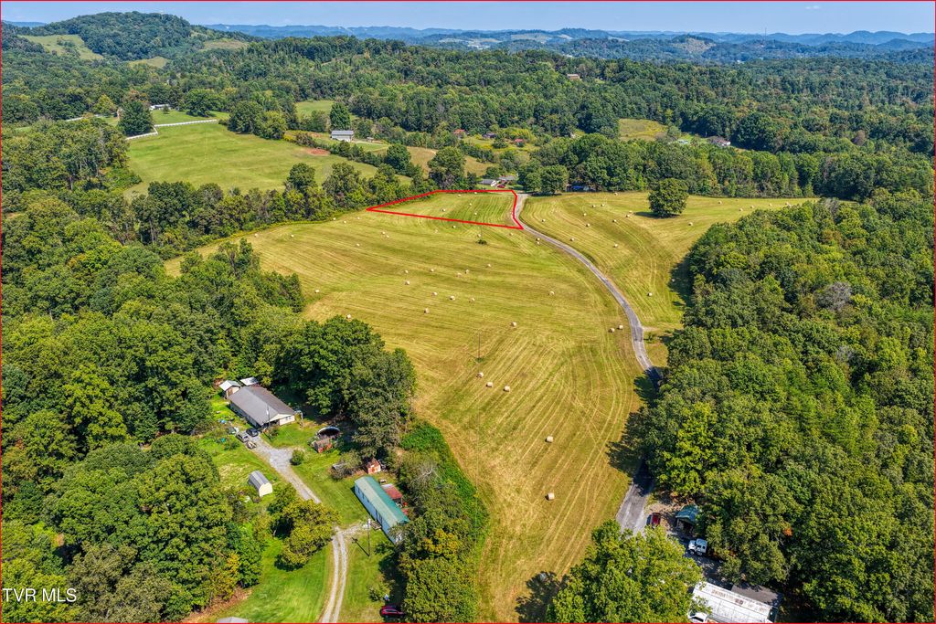 Photo of 11 Magnolia Road, Rogersville, TN 37857 (MLS # 9990895)