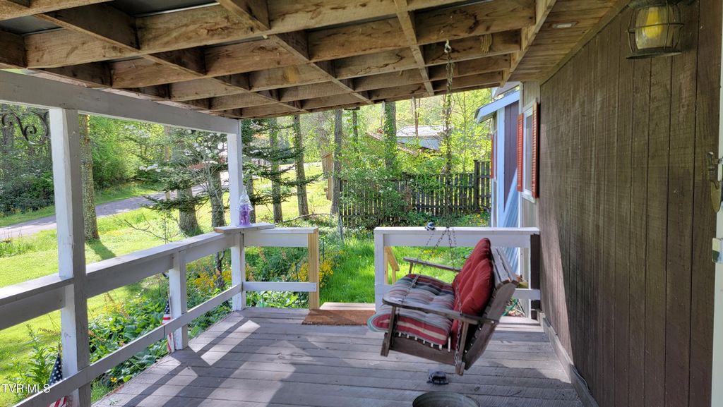 Photo of 2012 Ackerson Creek Road, Mountain City, TN 37683 (MLS # 9994519)