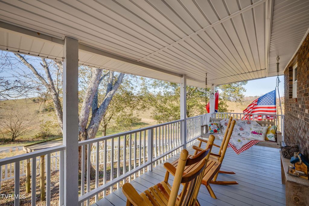 Photo of 567 Long Town Road, Bulls Gap, TN 37711 (MLS # 9988342)