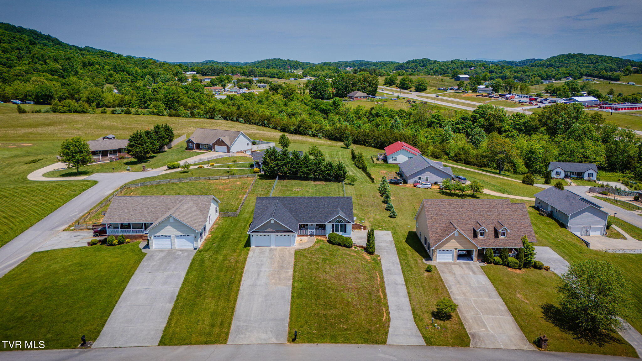 140 Willow Ridge Drive