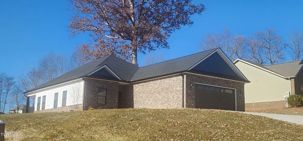 Photo of 737 Pasture Ridge Rd, Piney Flats, TN 37686 (MLS # 9988895)