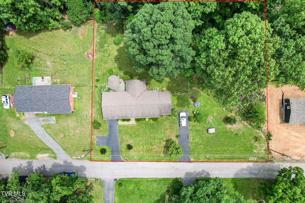 Photo of 126 Poplar Hill Drive, Johnson City, TN 37604 (MLS # 9991621)