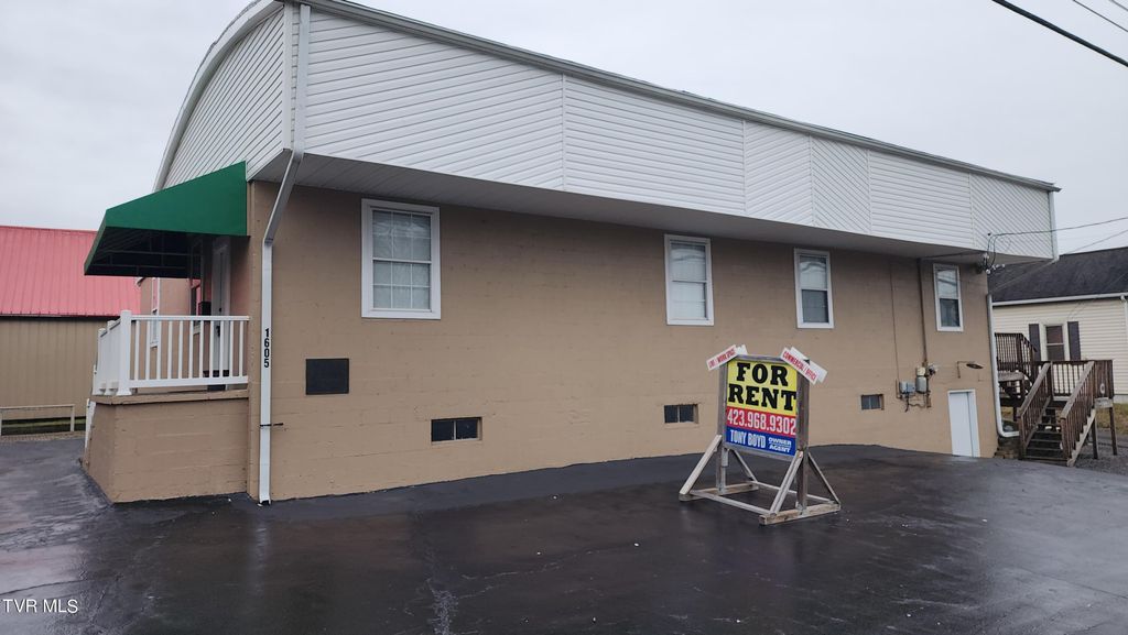 Photo of 1605 Southside Avenue, Bristol, TN 37620 (MLS # 9965094)