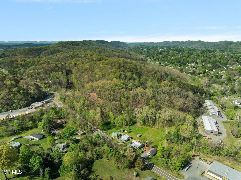 Photo of 1848 Weaver Pike, Bristol, TN 37620 (MLS # 9995282)