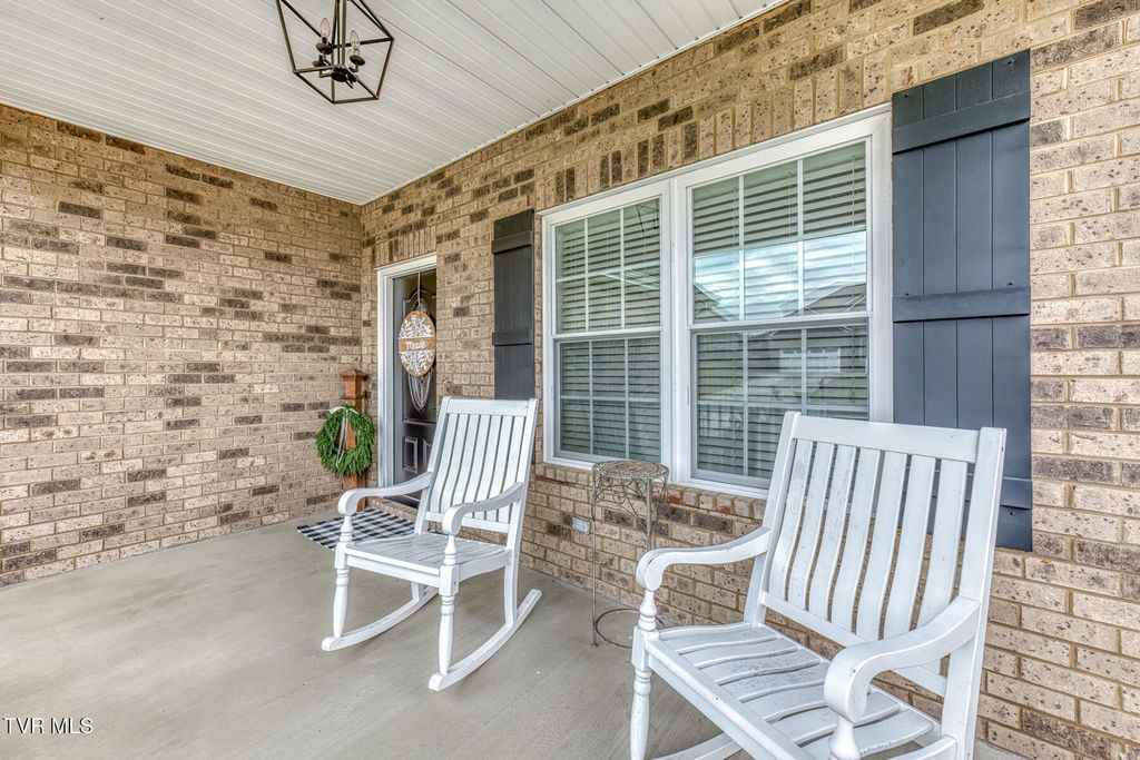 Photo of 480 Manchester Place, Bristol, TN 37620 (MLS # 9991880)