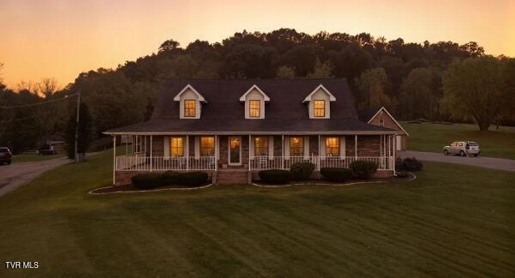 Photo of 373 Old Watauga Rd Rd, Watauga, TN 37694 (MLS # 9987419)