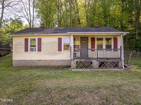 Homes For Sale - 7006 Gate City Highway<br/> Bristol, VA 24202