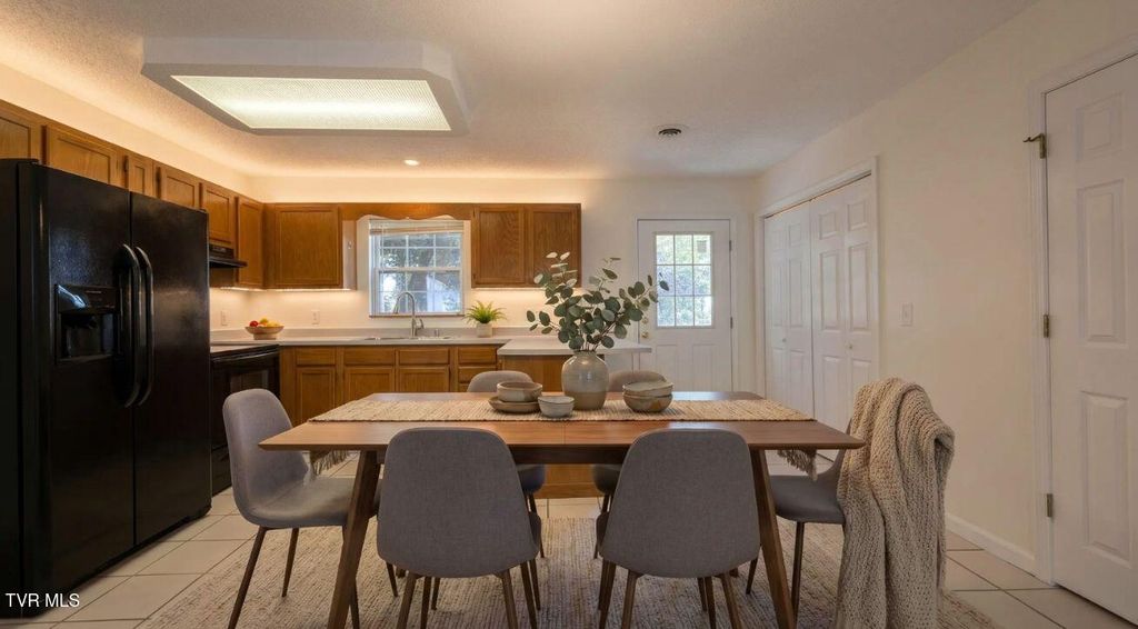 Photo of 23 Lexington Court #23, Johnson City, TN 37615 (MLS # 9994285)