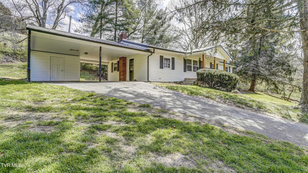 Photo of 308 Okolona Road, Church Hill, TN 37642 (MLS # 9993294)