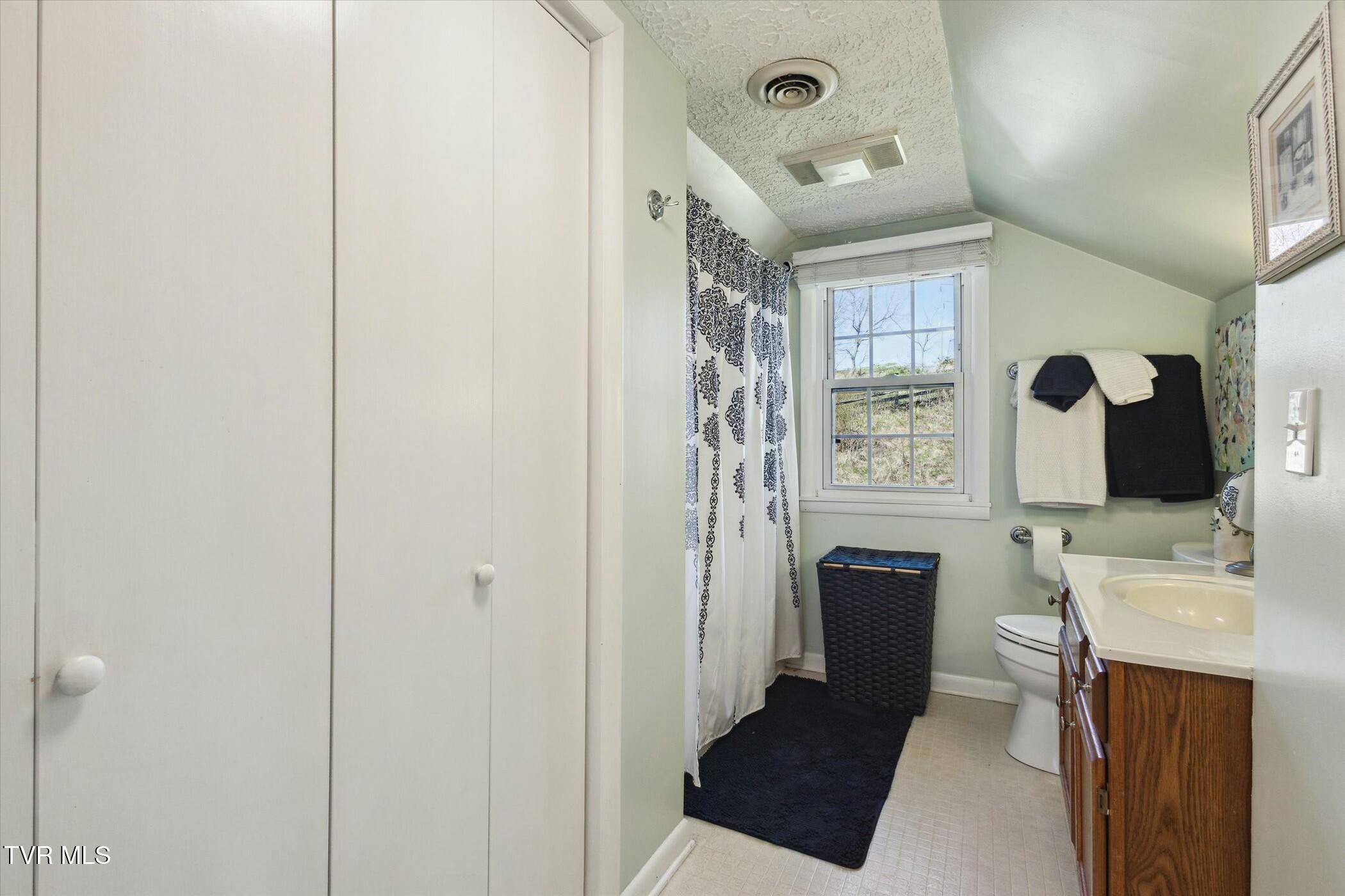 1229 Cooks Valley Road Road, Kingsport, Tennessee image 32