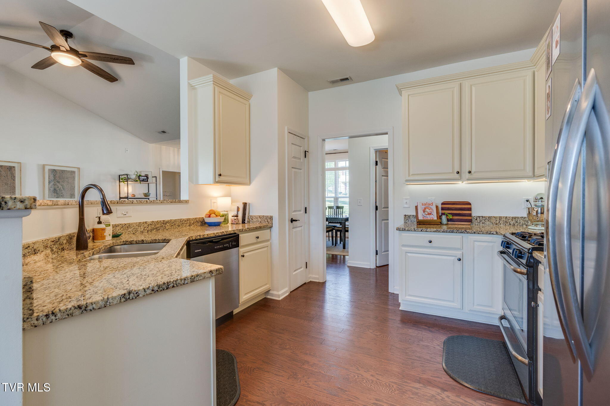 1268 Hammett Road, Johnson City, Tennessee image 11